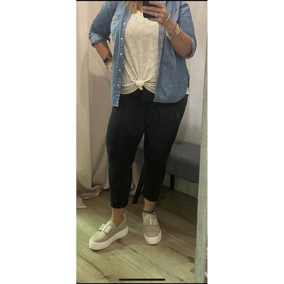 Clean Boss by Joy Women's Luxe Slip On Leather Bow Sneaker Latte 7 1/2 W - Picture 4 of 6